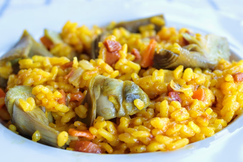 Arroz con alcachofas