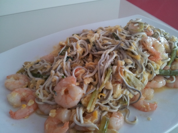 Pasta de gambas y gulas